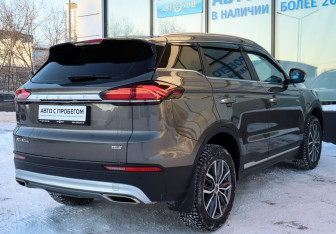 Подержанный автомобиль Geely Atlas Pro 2022 года (5 фото)