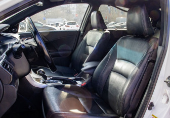 Подержанный автомобиль Honda Accord Sedan 2013 года (16 фото)