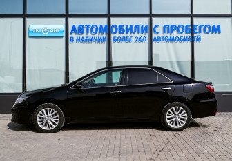 Подержанный автомобиль Toyota Camry Sedan 2015 года (2 фото)