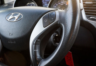 Подержанный автомобиль Hyundai i30 Hatchback 2013 года (14 фото)