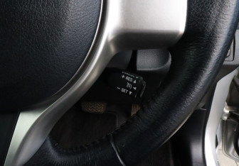 Подержанный автомобиль Subaru Trezia 2013 года (14 фото)
