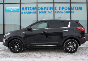 Подержанный автомобиль Kia Sportage 2010 года (2 фото)