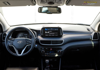 Подержанный автомобиль Hyundai Tucson 2019 года (12 фото)