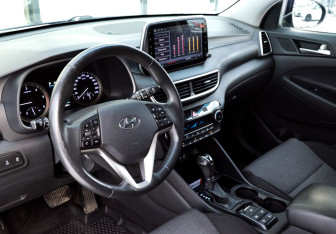 Подержанный автомобиль Hyundai Tucson 2018 года (11 фото)
