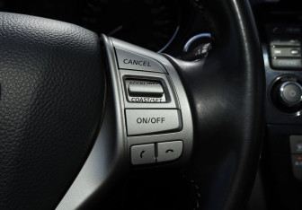 Подержанный автомобиль Nissan Qashqai 2014 года (14 фото)