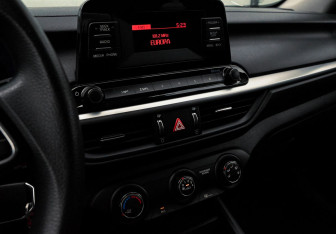 Подержанный автомобиль Kia Cerato Sedan 2019 года (11 фото)