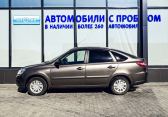 Подержанный автомобиль LADA (ВАЗ) Granta Sedan 2018 года (2 фото)