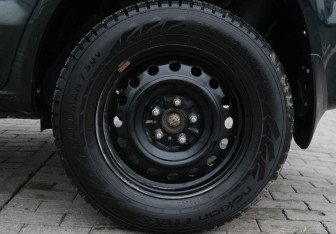 Подержанный автомобиль Hyundai Tucson 2008 года (21 фото)