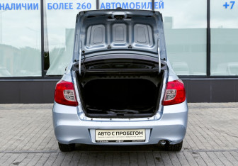 Подержанный автомобиль Datsun on-DO 2014 года (18 фото)