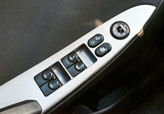 Подержанный автомобиль Hyundai Solaris Sedan 2015 года (11 фото)