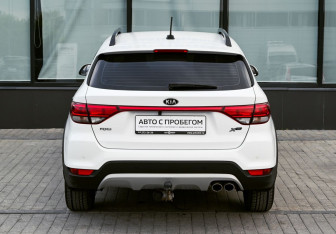 Подержанный автомобиль Kia Rio Hatchback 2019 года (4 фото)