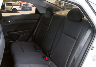 Подержанный автомобиль Hyundai Solaris Sedan 2018 года (17 фото)