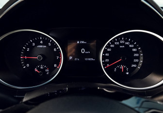 Подержанный автомобиль Kia Ceed Wagon 2019 года (11 фото)