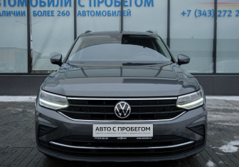 Подержанный автомобиль Volkswagen Tiguan 2021 года (8 фото)