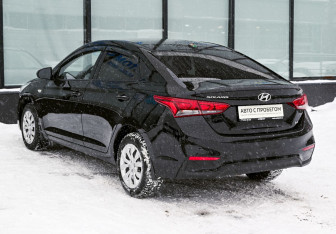 Подержанный автомобиль Hyundai Solaris Sedan 2018 года (3 фото)