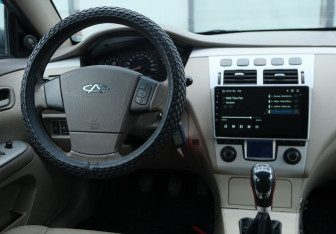 Подержанный автомобиль Vortex Estina 2009 года (10 фото)