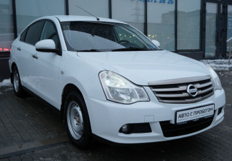 Подержанный автомобиль Nissan Almera Sedan 2014 года (7 фото)