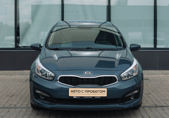 Подержанный автомобиль Kia Ceed Hatchback 2018 года (8 фото)