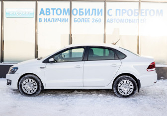 Подержанный автомобиль Volkswagen Polo Sedan 2019 года (2 фото)