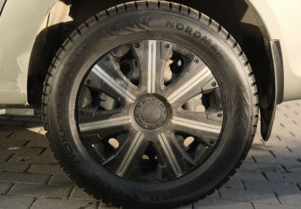 Подержанный автомобиль Renault Logan Sedan 2013 года (18 фото)