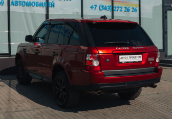 Подержанный автомобиль Land Rover Range Rover Sport 2008 года (3 фото)