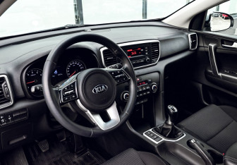 Подержанный автомобиль Kia Sportage 2019 года (16 фото)