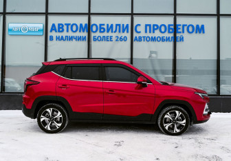 Подержанный автомобиль Москвич 3 2023 года (6 фото)