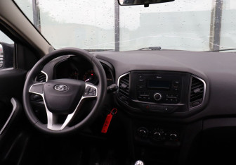 Подержанный автомобиль LADA (ВАЗ) XRAY 2019 года (16 фото)