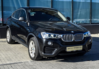 Подержанный автомобиль BMW X4 2015 года (7 фото)