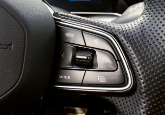 Подержанный автомобиль Geely Coolray 2024 года (13 фото)