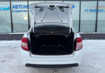 Подержанный автомобиль LADA (ВАЗ) Granta Sedan 2023 года (16 фото)