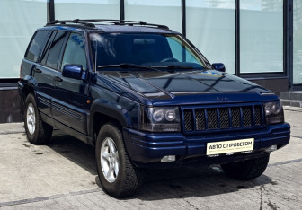 Подержанный автомобиль Jeep Grand Cherokee 1995 года (7 фото)