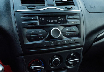 Подержанный автомобиль LADA (ВАЗ) Granta Liftback 2025 года (12 фото)