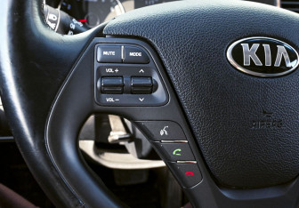 Подержанный автомобиль Kia Cerato Sedan 2015 года (14 фото)