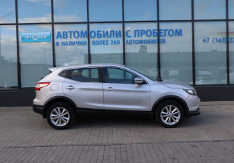 Подержанный автомобиль Nissan Qashqai 2018 года (6 фото)