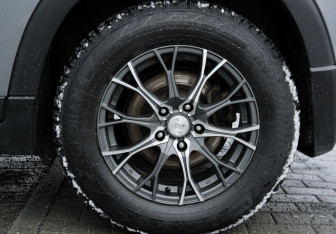 Подержанный автомобиль Chevrolet Orlando 2013 года (20 фото)