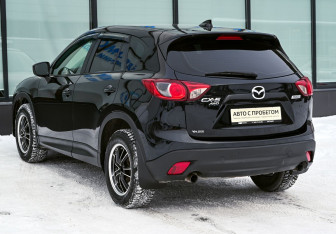 Подержанный автомобиль Mazda CX-5 2015 года (3 фото)