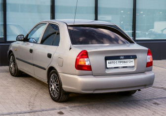 Подержанный автомобиль Hyundai Accent Sedan 2007 года (3 фото)