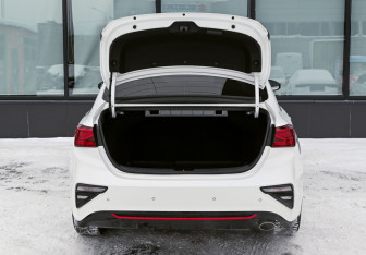 Подержанный автомобиль Kia Cerato Sedan 2021 года (20 фото)