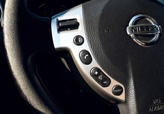 Подержанный автомобиль Nissan Qashqai 2011 года (12 фото)