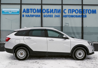 Подержанный автомобиль LADA (ВАЗ) Vesta Wagon 2019 года (6 фото)