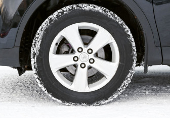 Подержанный автомобиль Toyota RAV4 2014 года (21 фото)