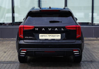 Подержанный автомобиль Haval Jolion 2025 года (17 фото)