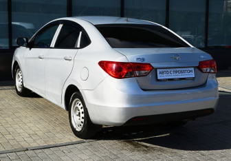 Подержанный автомобиль Haima M3 2014 года (3 фото)