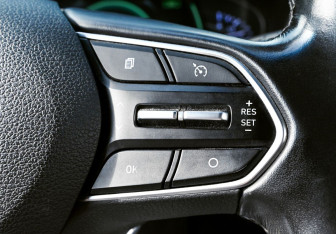 Подержанный автомобиль Hyundai Santa Fe 2018 года (13 фото)