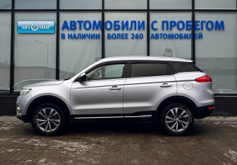Подержанный автомобиль Geely Atlas 2019 года (2 фото)