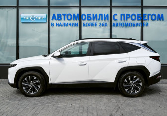 Подержанный автомобиль Hyundai Tucson 2023 года (2 фото)