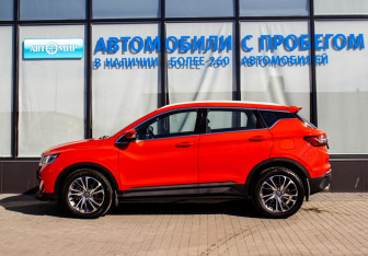 Подержанный автомобиль Geely Coolray 2020 года (2 фото)