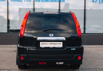 Подержанный автомобиль Nissan X-Trail 2009 года (4 фото)