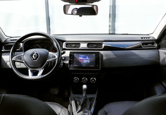 Подержанный автомобиль Renault Arkana 2019 года (17 фото)